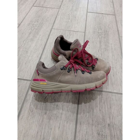 DANNER DRY Mountain 600 3" Low Hiking Boots 62264 Women's Sz 8. Gray Plum Vibram - Picture 2 of 8